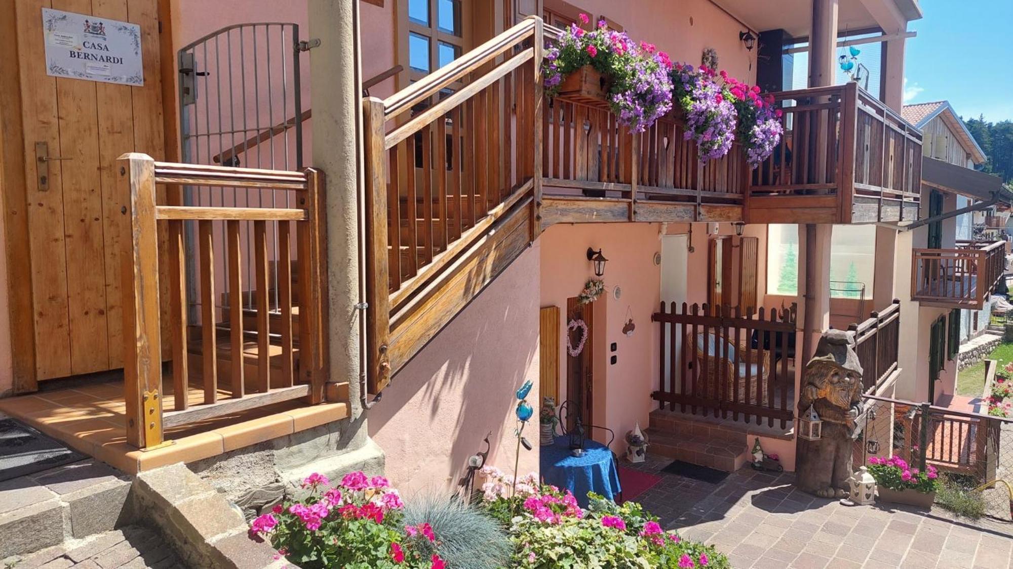 L'Antica Canonica Di Casa Bernardi, Wi-Fi Posto Auto Pet Friendly Trento Ngoại thất bức ảnh